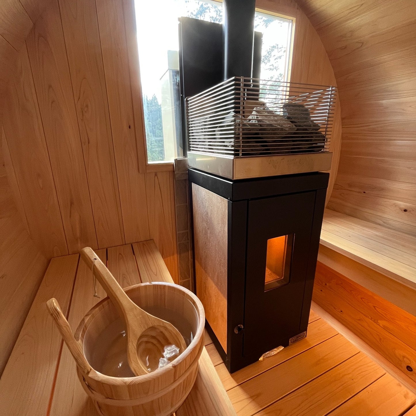 無電源ペレットサウナストーブ　ラミノックス　ヴェネレ６kW（イタリア製）