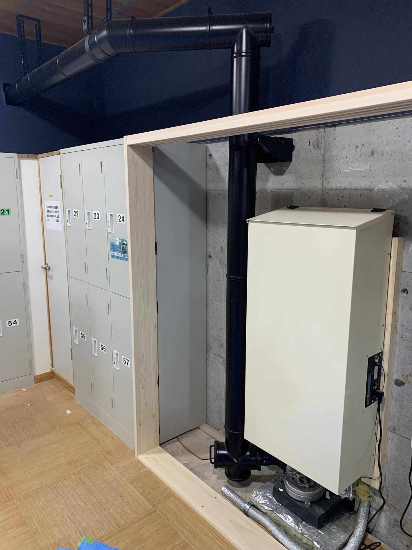 電気式ペレットサウナストーブ　ラミノックス　ヴェネレ・マティック９kW　（イタリア製）