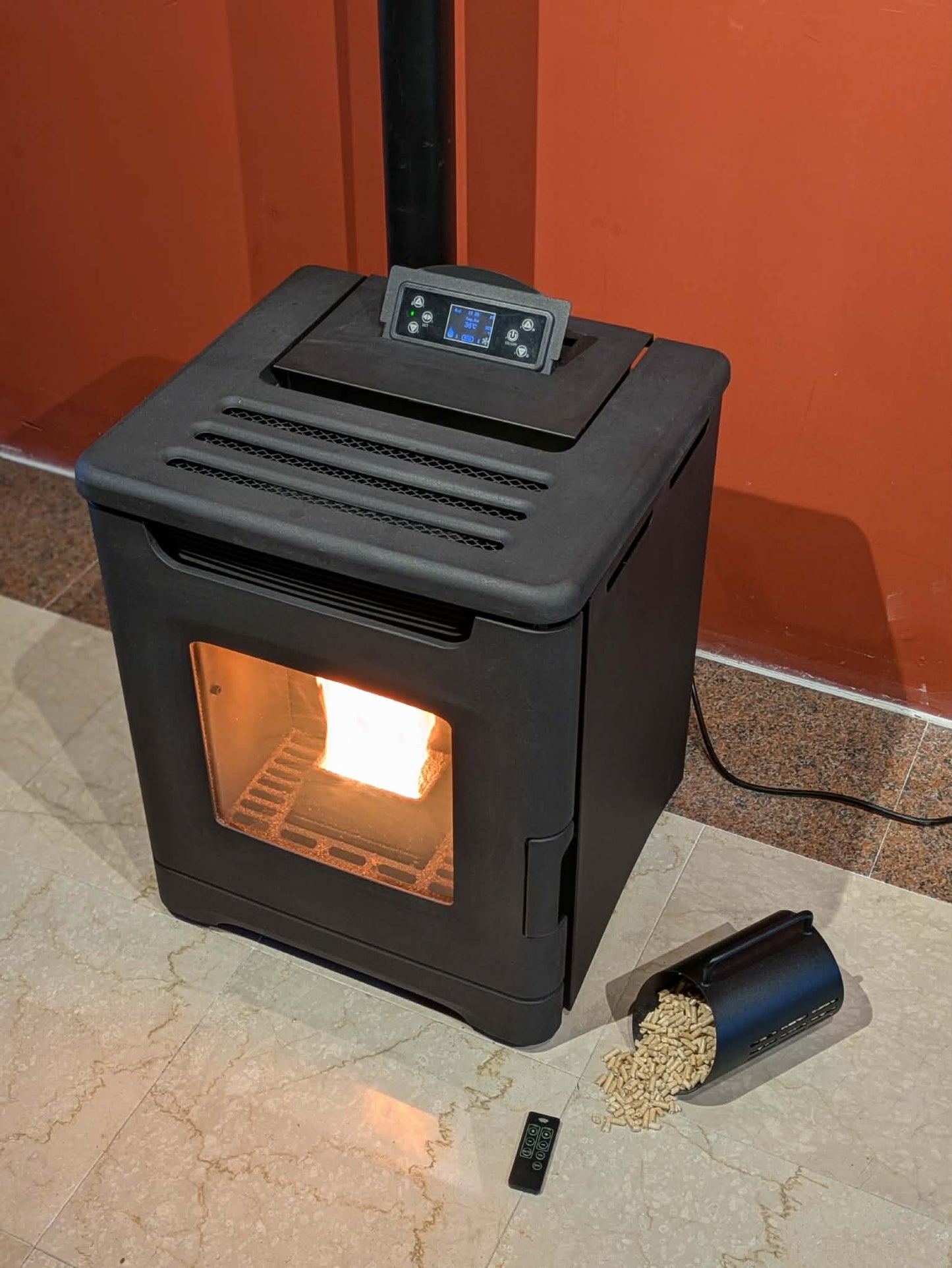 DANA ペレットストーブ6kW