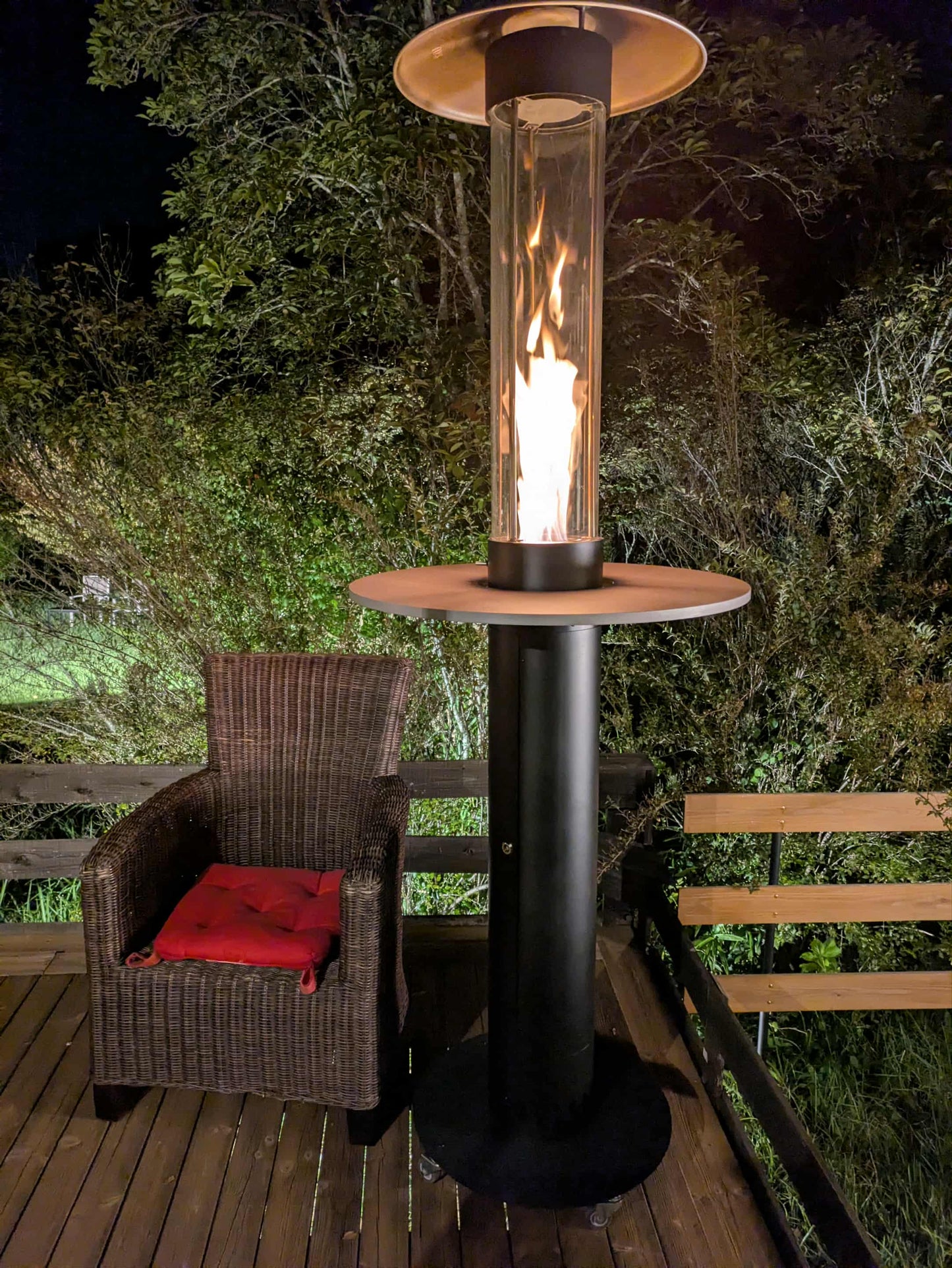 ペレットガス化燃焼パティオヒーター　"ブルーフレーム"BLUE FLAME" (円筒形ガラスBF7)